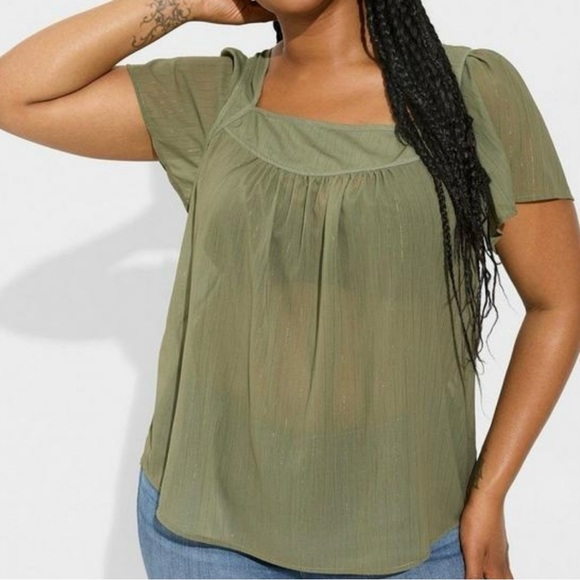 Torrid Olive Green Crinkle Chiffon Flutter Sleeve Square Neckline Top - Size 1 - Picture 1 of 10